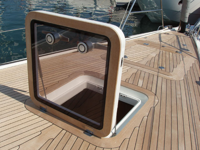 Composite - Flush Deck Hatches - Calibra Marine Equipment
