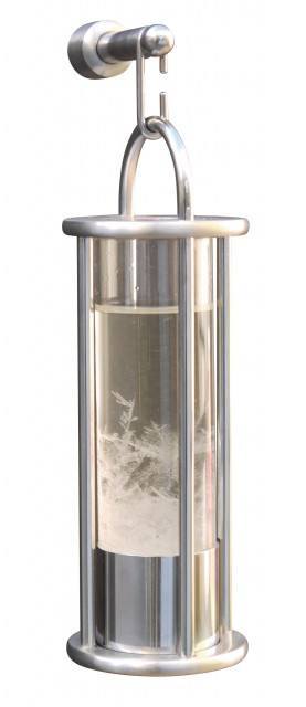 670103 Peters Stormglass (1)